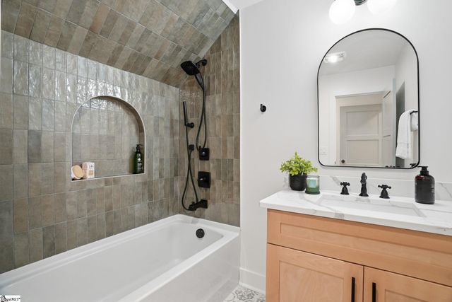 119 S Shore Drive, Fair Play, SC 29643