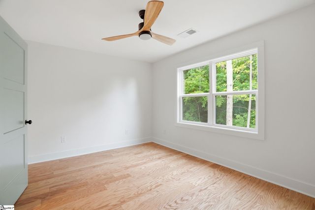 119 S Shore Drive, Fair Play, SC 29643