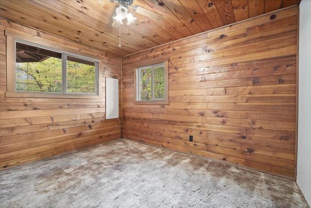21607 Rambling Rd, Grass Valley, CA 95945