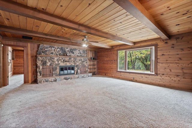 21607 Rambling Rd, Grass Valley, CA 95945