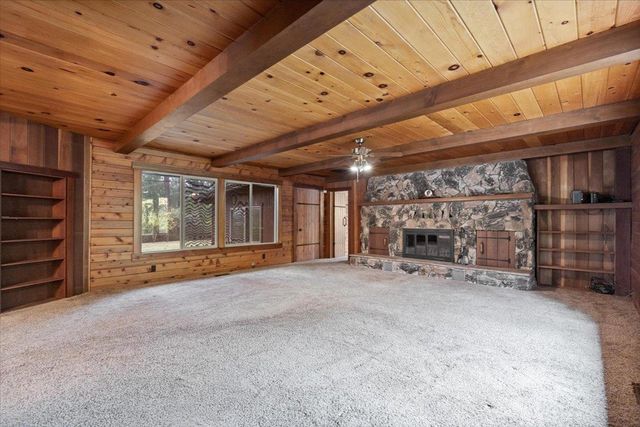 21607 Rambling Rd, Grass Valley, CA 95945