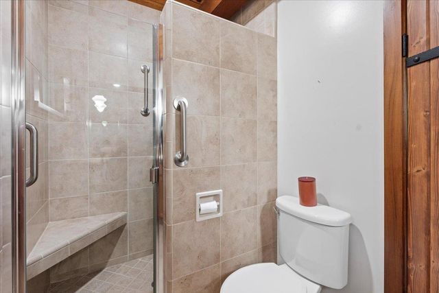 21607 Rambling Rd, Grass Valley, CA 95945