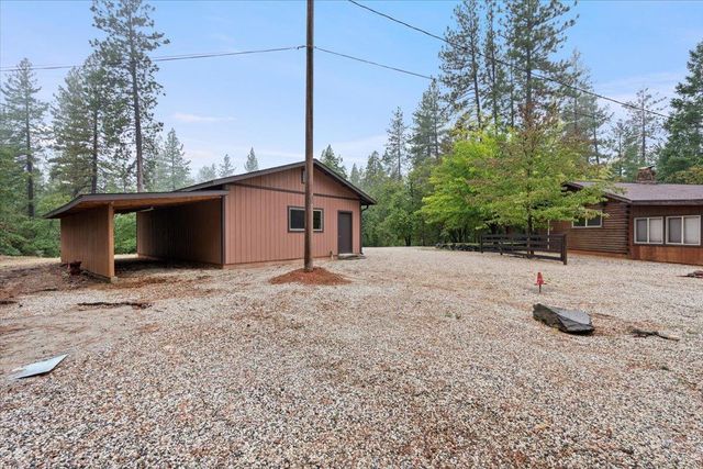 21607 Rambling Rd, Grass Valley, CA 95945