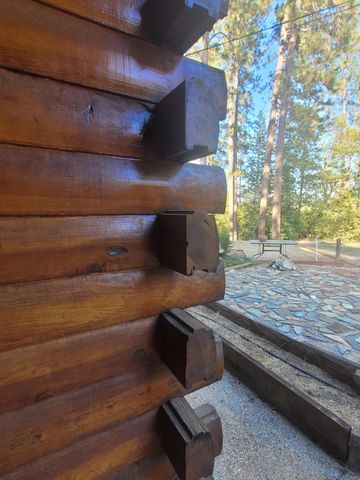 21607 Rambling Rd, Grass Valley, CA 95945