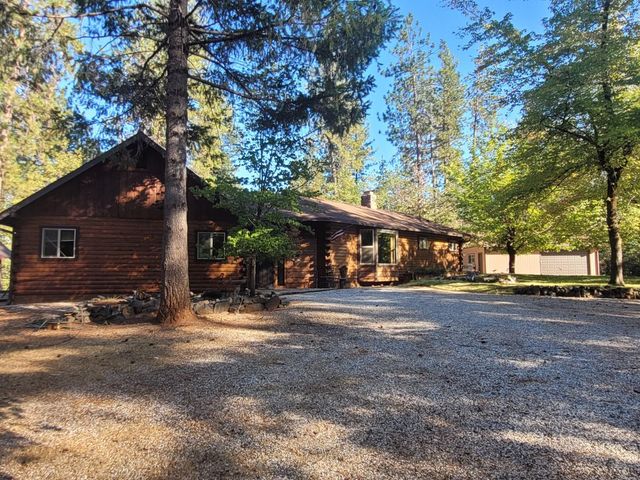 21607 Rambling Rd, Grass Valley, CA 95945