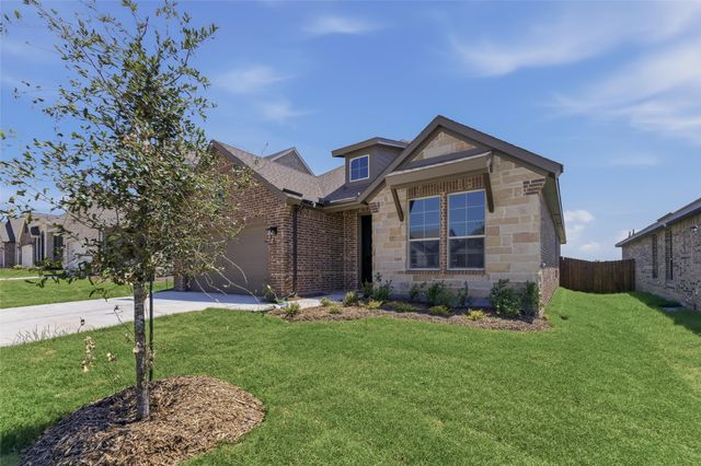 3512 Helena Street, Gainesville, TX 76240