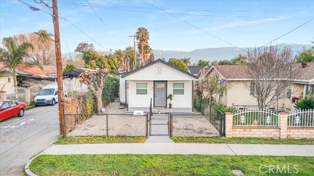 1190 W 7th, San Bernardino, CA 92411