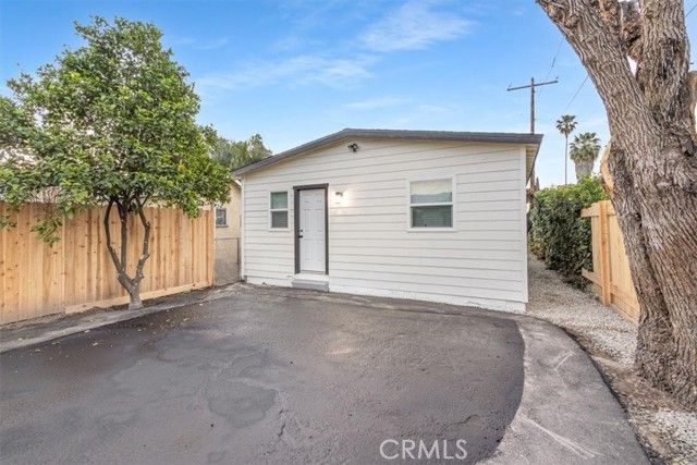 1190 W 7th, San Bernardino, CA 92411