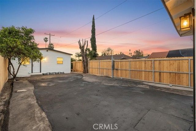 1190 W 7th, San Bernardino, CA 92411