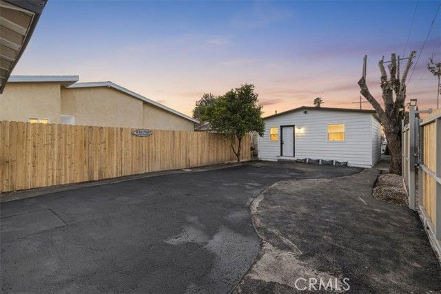 1190 W 7th, San Bernardino, CA 92411