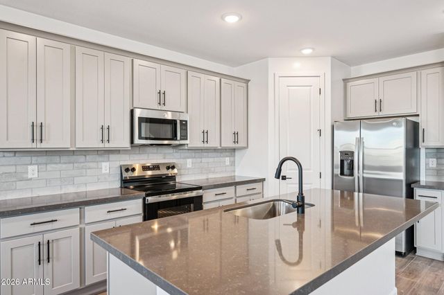 15741 W CORTE DEL SOL ESTE --, Waddell, AZ 85355