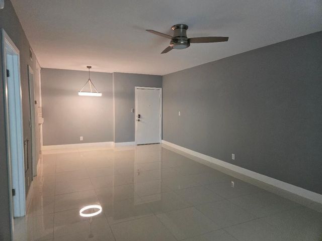 639 W Oakland Park Boulevard 114-D, Wilton Manors, FL 33311