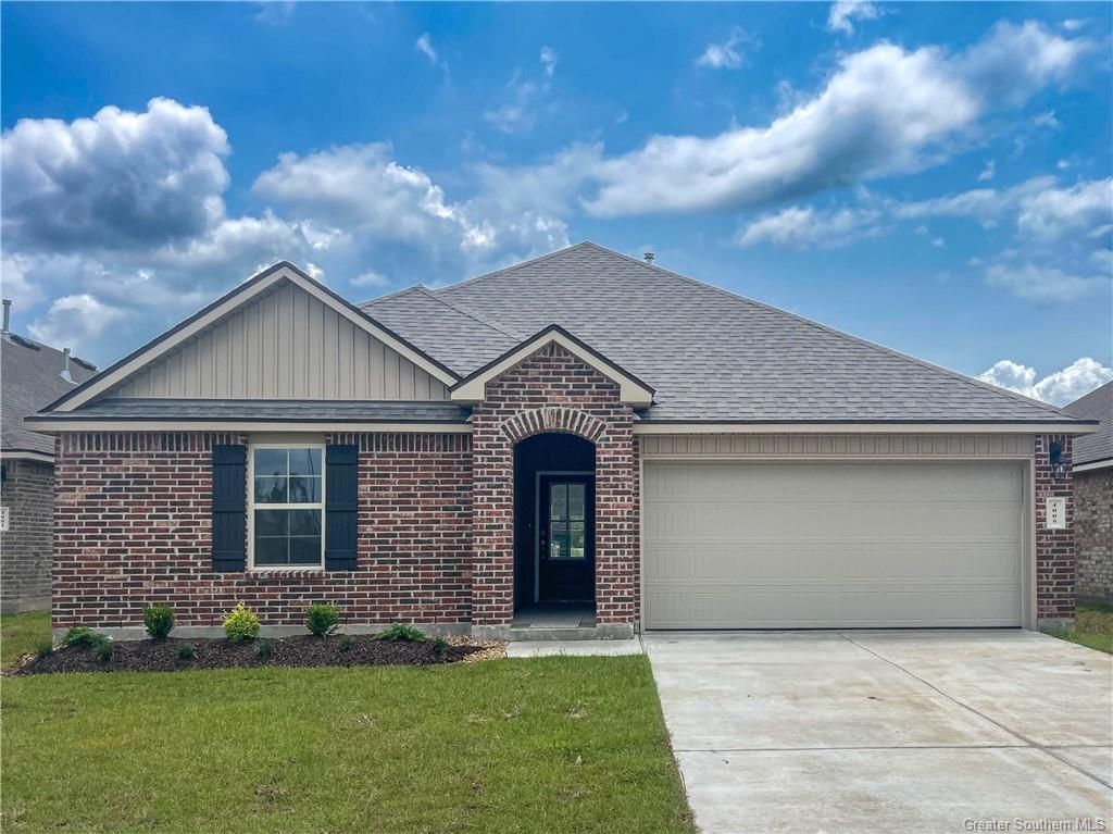 3964 W Savannah Lakes Drive, Lake Charles, LA 70607