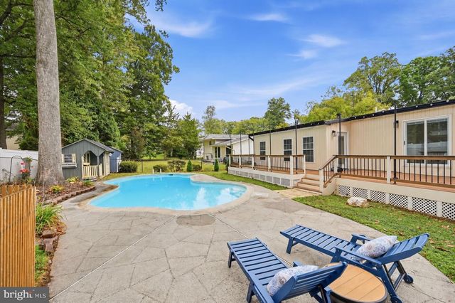 13900 CONGRESS DR, Rockville, MD 20853