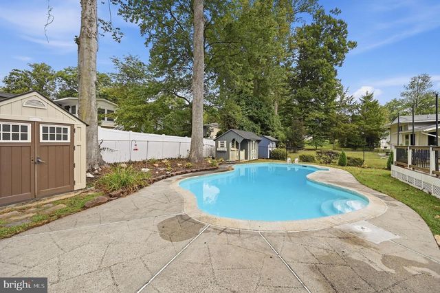 13900 CONGRESS DR, Rockville, MD 20853