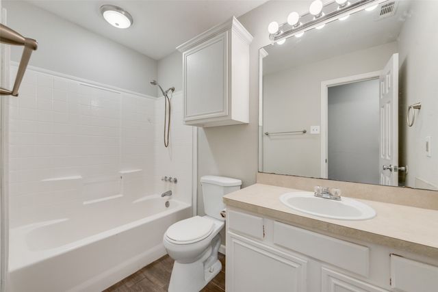 1016 Woodside Lane, Seagoville, TX 75159