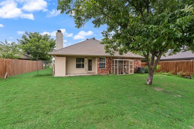 1016 Woodside Lane, Seagoville, TX 75159