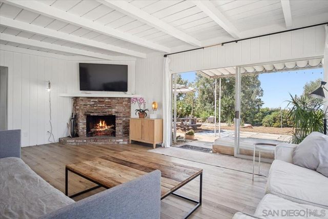 630 Cortez Ave, Vista, CA 92084