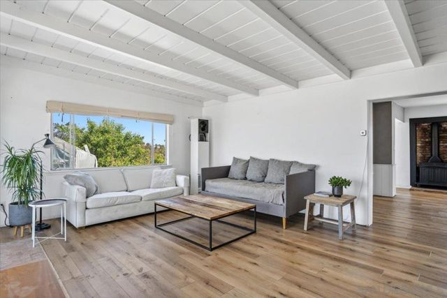 630 Cortez Ave, Vista, CA 92084