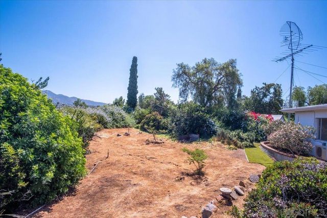 630 Cortez Ave, Vista, CA 92084