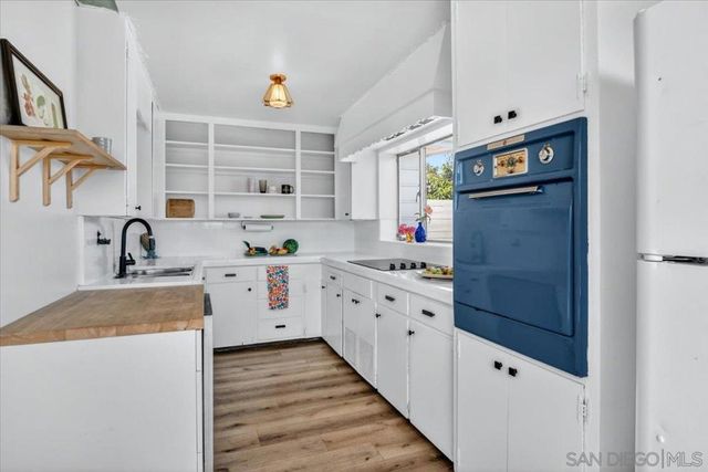 630 Cortez Ave, Vista, CA 92084