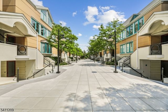 600 Harbor Blvd, 926 926, Weehawken Twp., NJ 07086