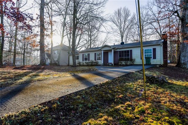 194 Boulevard St, Cleveland, GA 30528