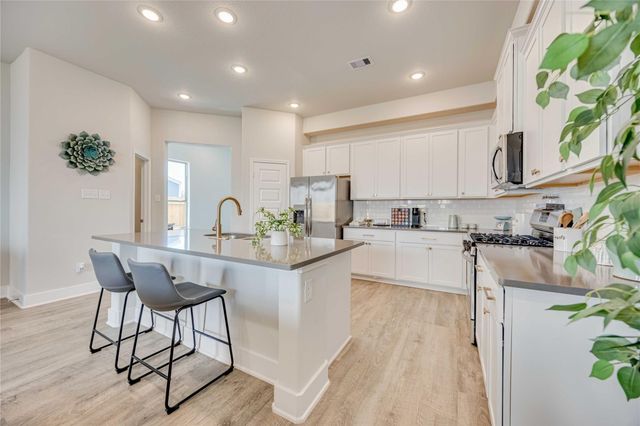 13451 Sun Cay Drive, Houston, TX 77047