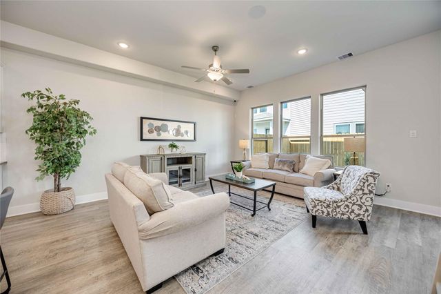 13451 Sun Cay Drive, Houston, TX 77047