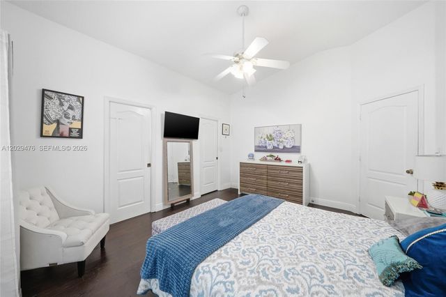 531 SW 176th Ave, Pembroke Pines, FL 33029