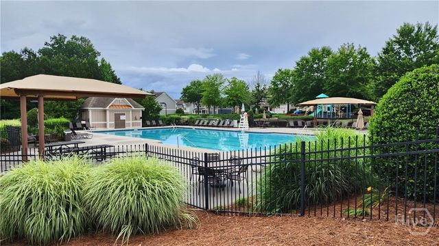 635 Grove Manor Park, Suwanee, GA 30024