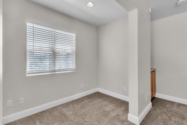 9421 Clift Ct, Elk Grove, CA 95624