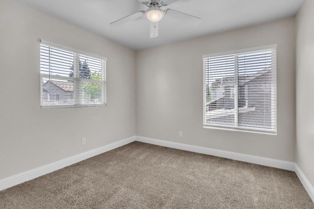 9421 Clift Ct, Elk Grove, CA 95624