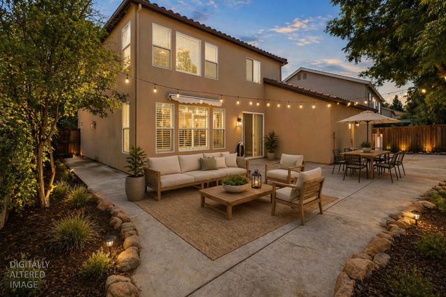 9421 Clift Ct, Elk Grove, CA 95624