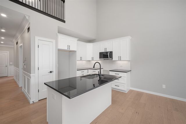 11306 Woodruff Lake Drive, Brighton, MI 48116