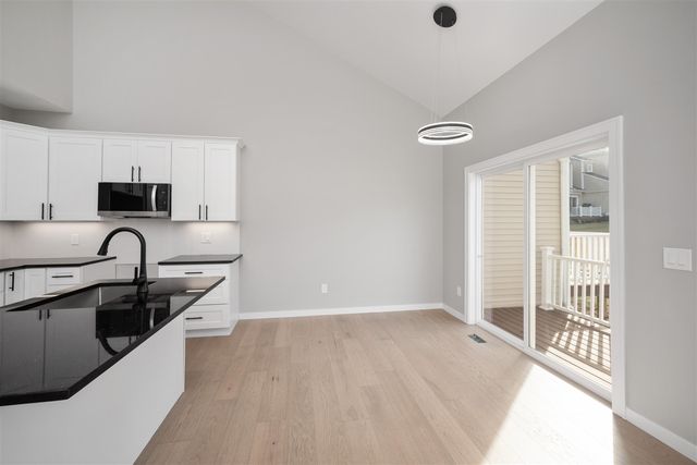 11306 Woodruff Lake Drive, Brighton, MI 48116