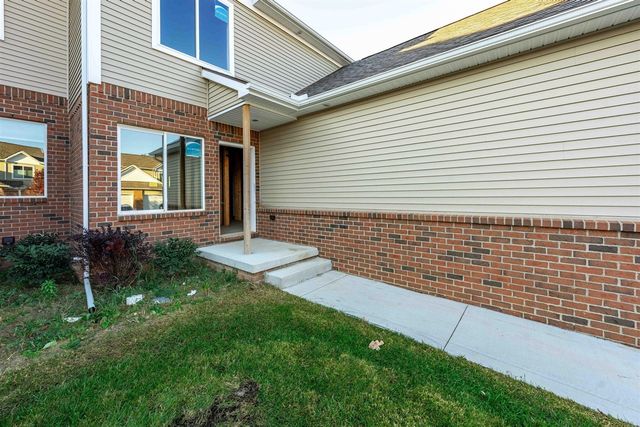 11306 Woodruff Lake Drive, Brighton, MI 48116
