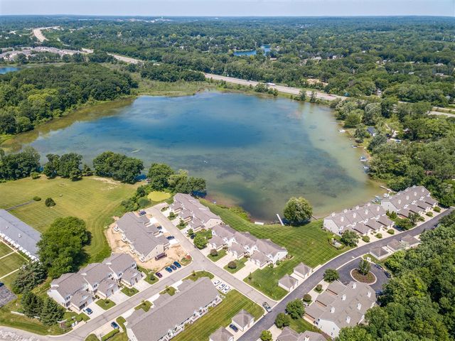 11306 Woodruff Lake Drive, Brighton, MI 48116