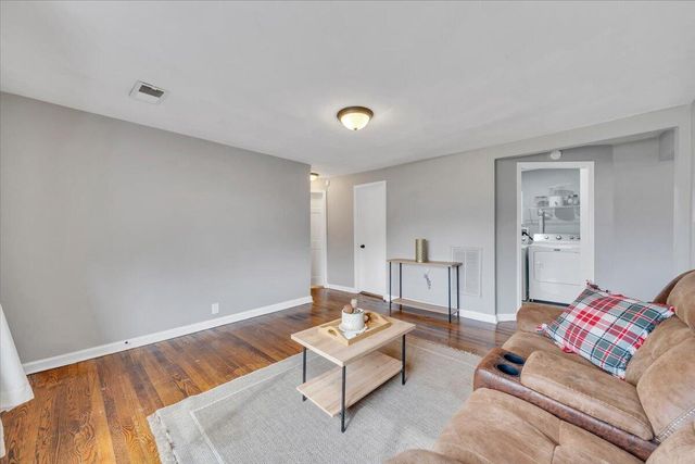 383 Ridge RD, Troutville, VA 24175