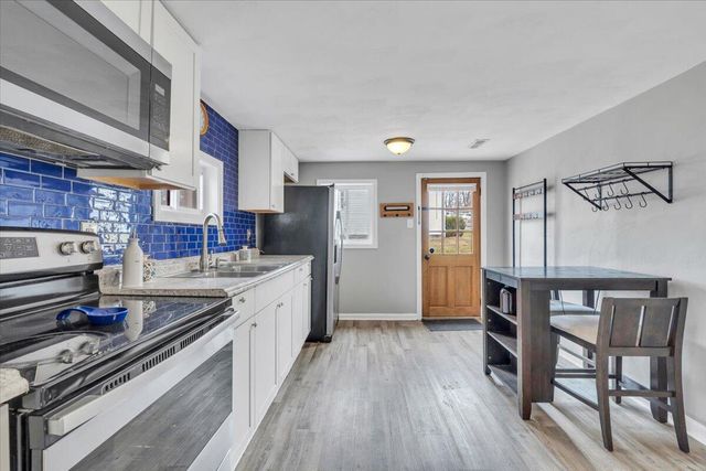 383 Ridge RD, Troutville, VA 24175