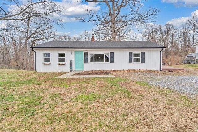 383 Ridge RD, Troutville, VA 24175