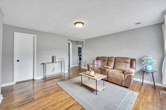 383 Ridge RD, Troutville, VA 24175