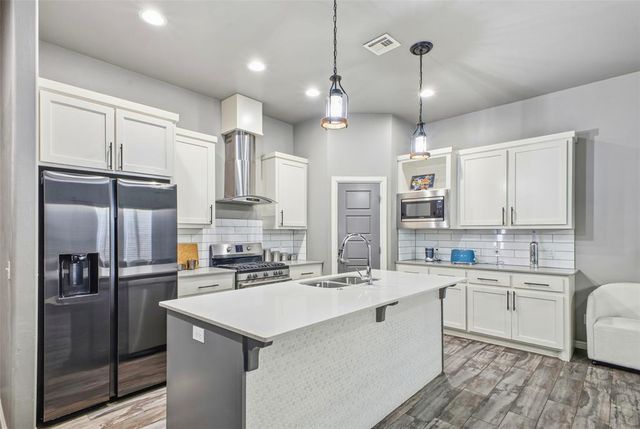 15813 San Clemente Drive, Edmond, OK 73013