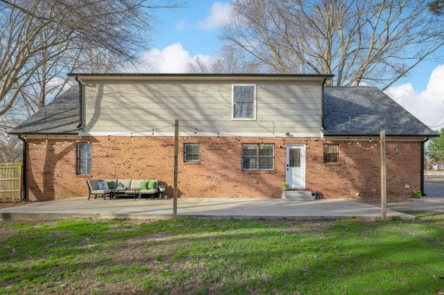 8645 ROSALEE LN, Atoka, TN 38004