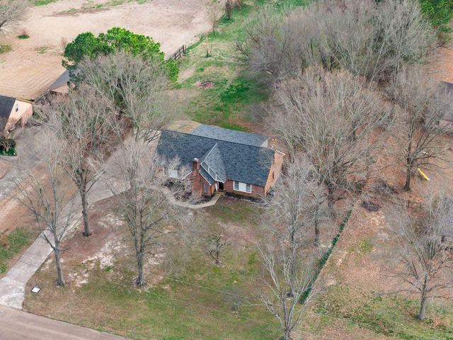 8645 ROSALEE LN, Atoka, TN 38004