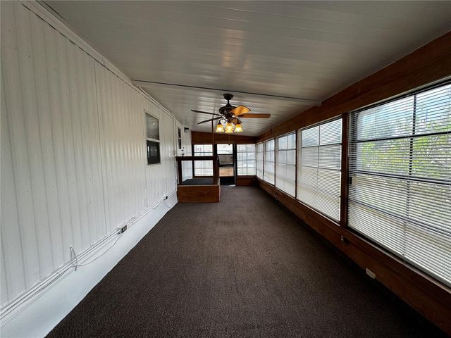 1350 COUNTY DRIVE, Tavares, FL 32778