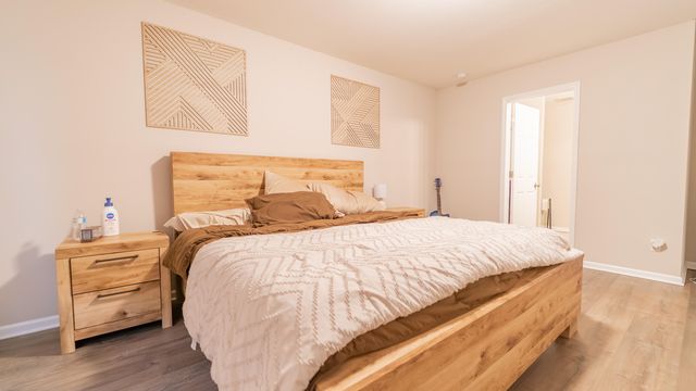 10207 Kreitzburg Street, Dyer, IN 46311