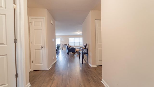 10207 Kreitzburg Street, Dyer, IN 46311