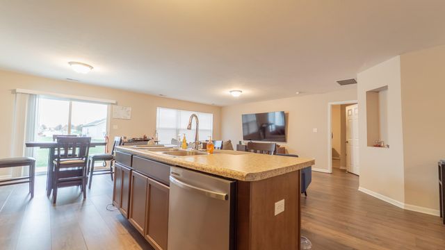 10207 Kreitzburg Street, Dyer, IN 46311