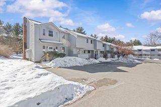 33 Harbor View Rd Apt 906, South Burlington, VT 05403